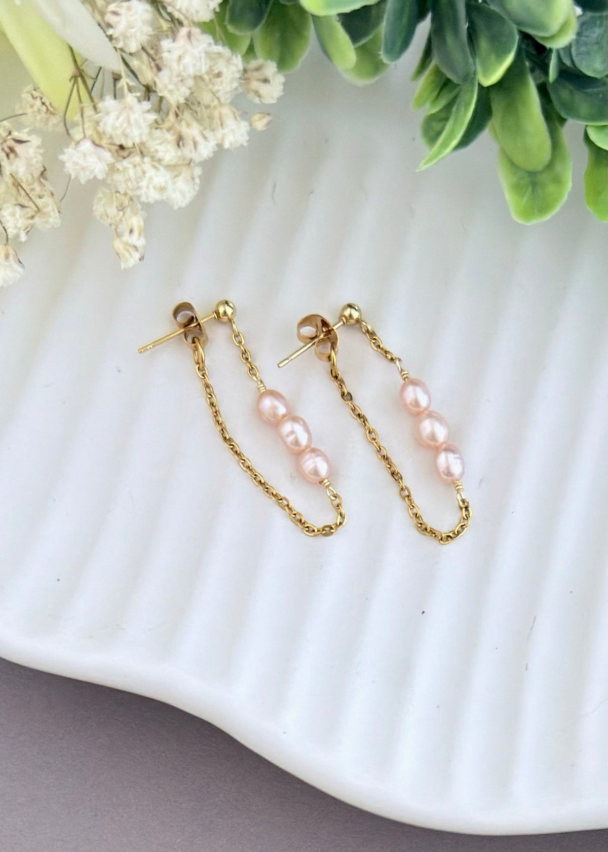 Blush Pearl Earrings