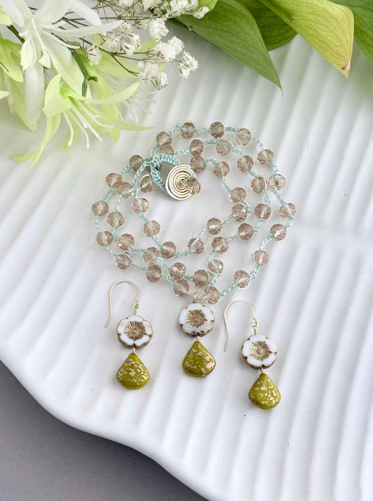 Hibiscus Necklace