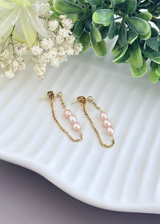 Blush Pearl Earrings