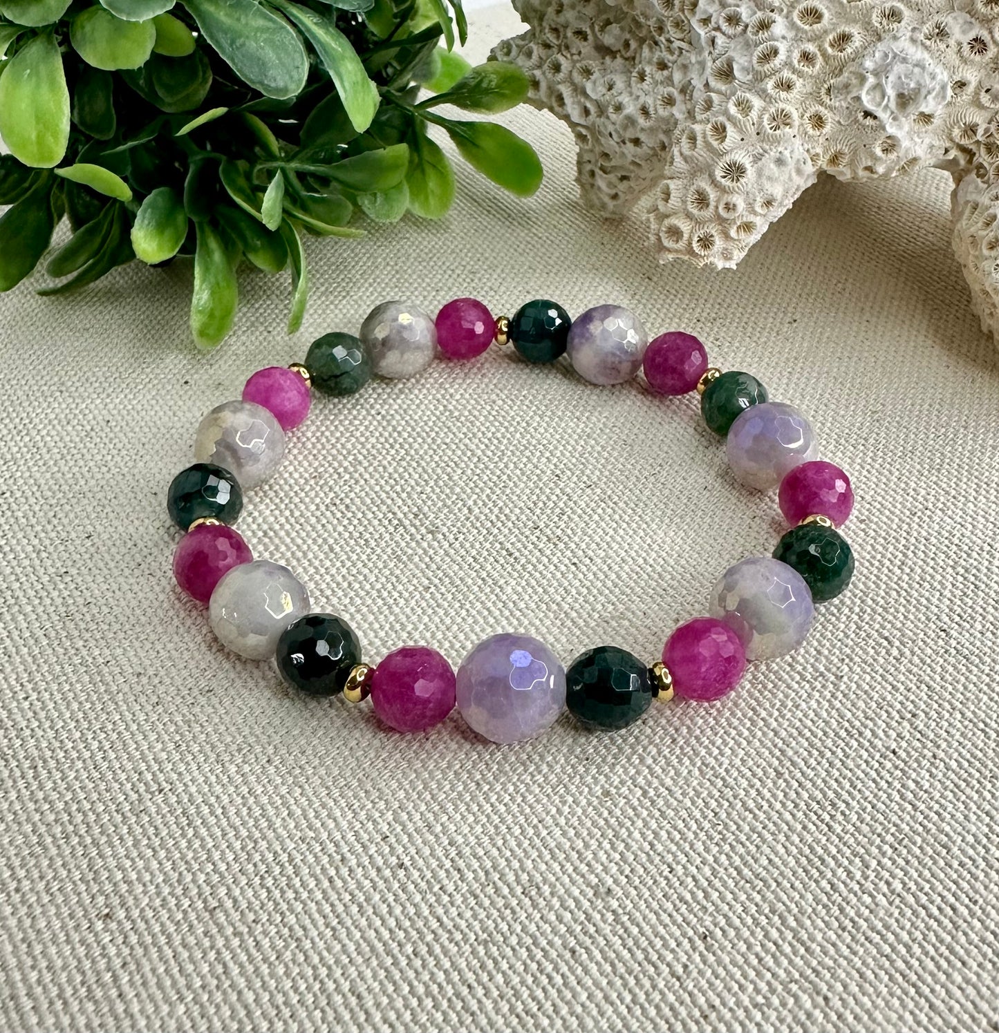 Mystic lavender bracelet - Jade, ruby quartz and moss agate