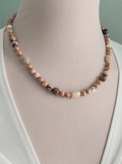 Sweet almonds necklace